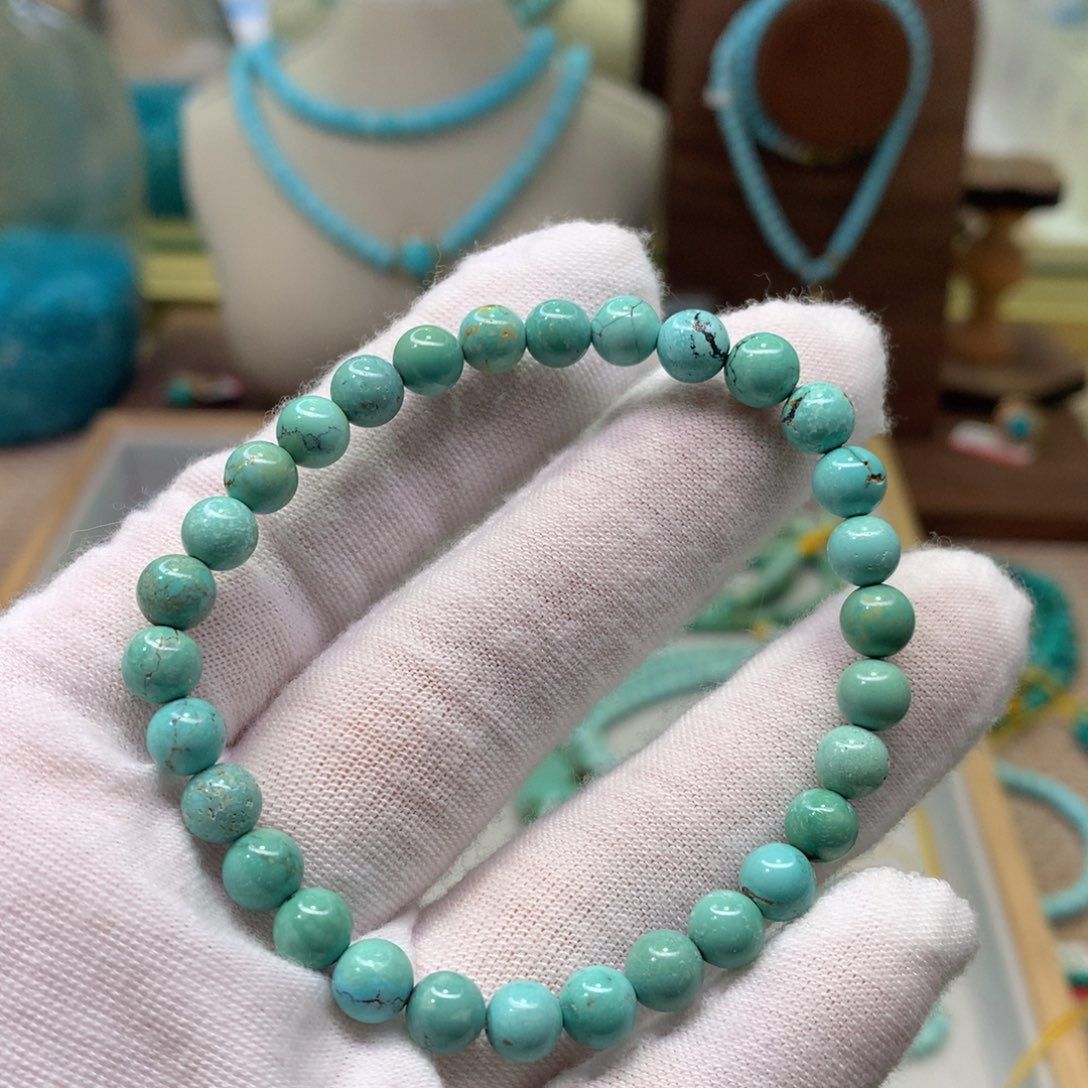 绿松石配饰未镶嵌
