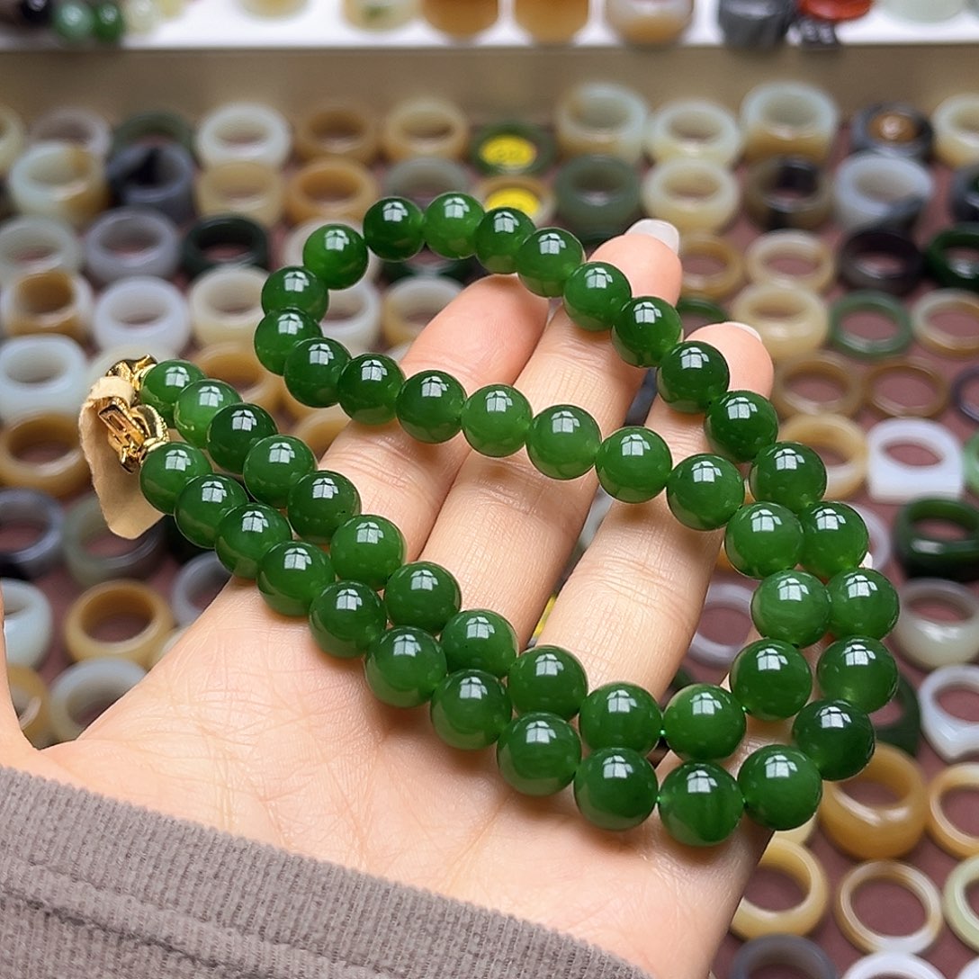 和田玉未镶嵌戒指冰底辣阳绿