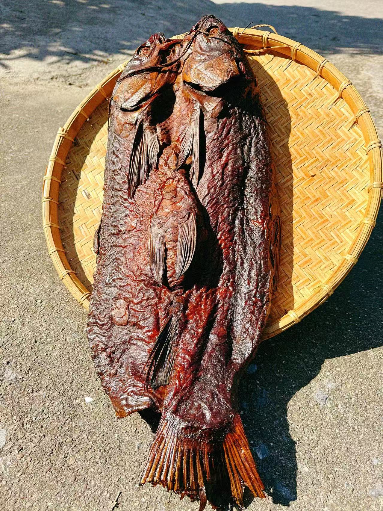 腊青鱼湖南农家特产糠熏传统手工腌制腊味