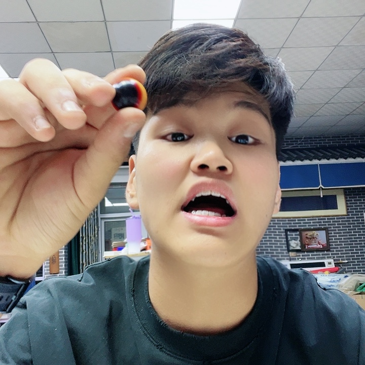 非洲紫檀（红花梨）2.0单黑色留疤