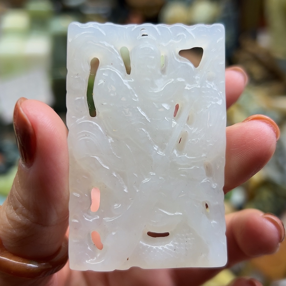 岫玉未镶嵌颈饰岫玉关公