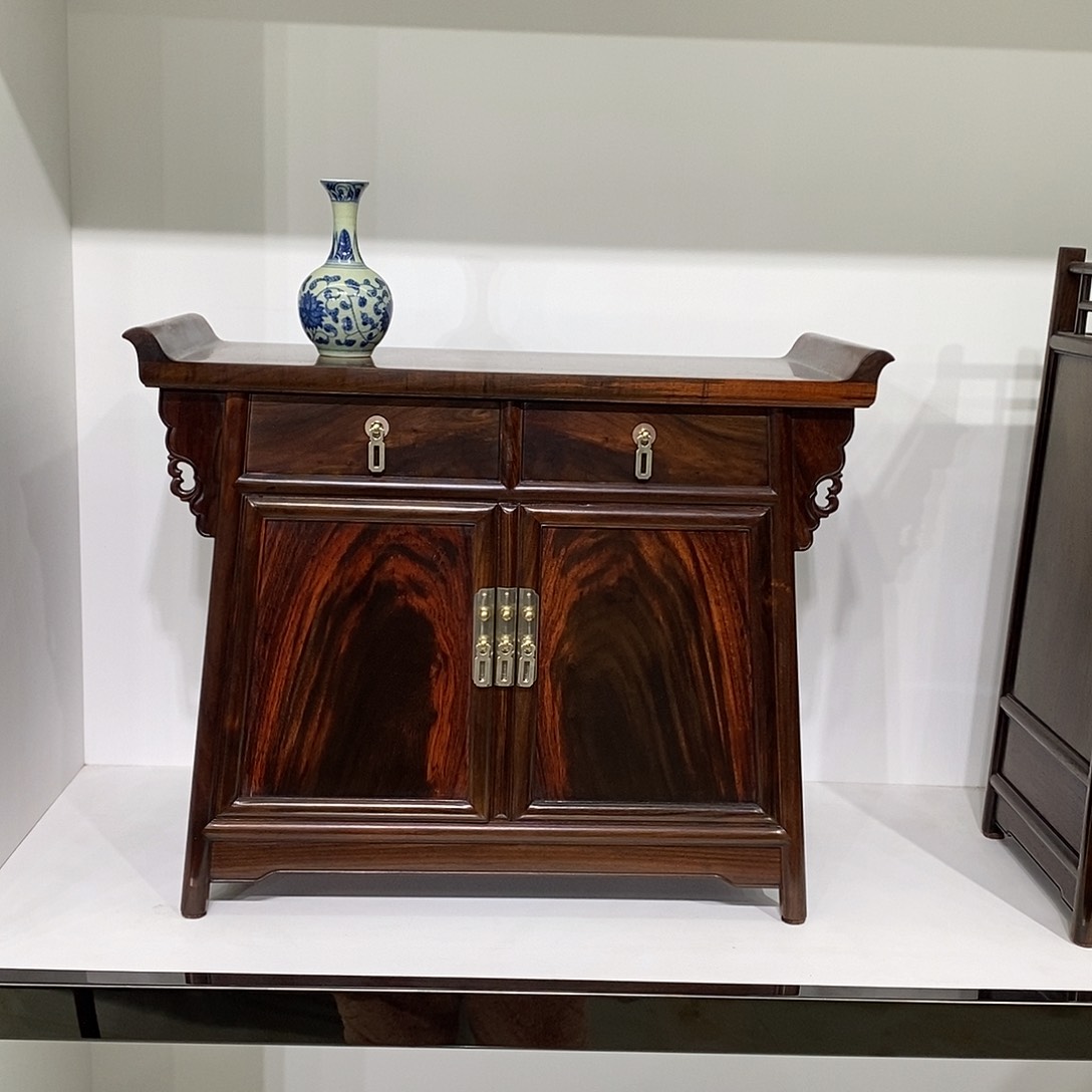 红酸枝木类成套家具柜子