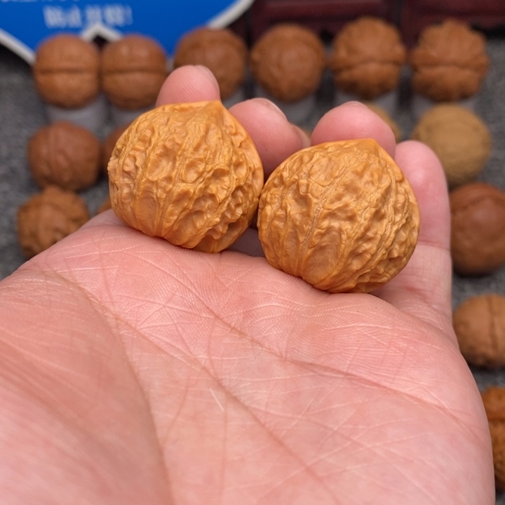 文玩核桃把件…………