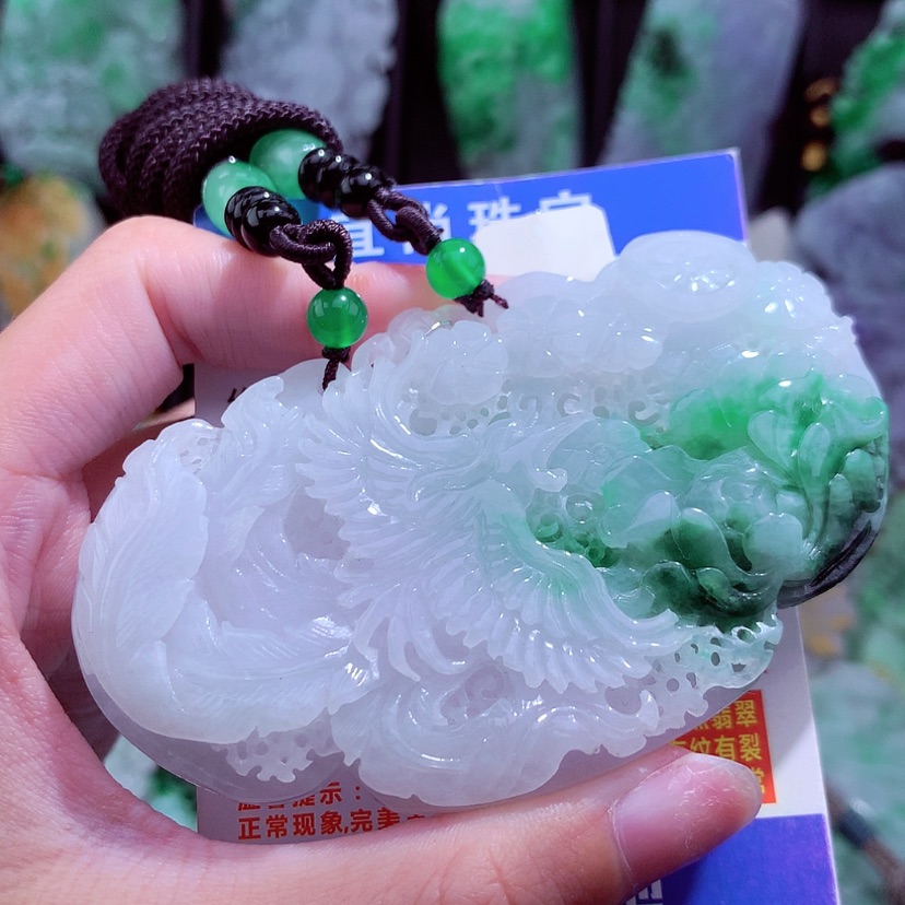 【闪购商品】翡翠颈饰未镶嵌天然