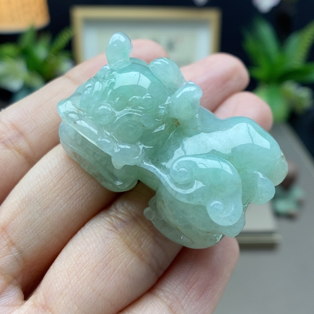 翡翠未镶嵌颈饰吊坠102