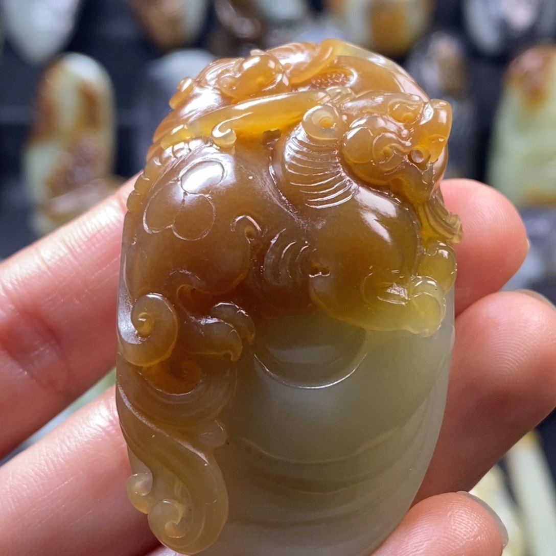 未镶嵌和田玉挂件