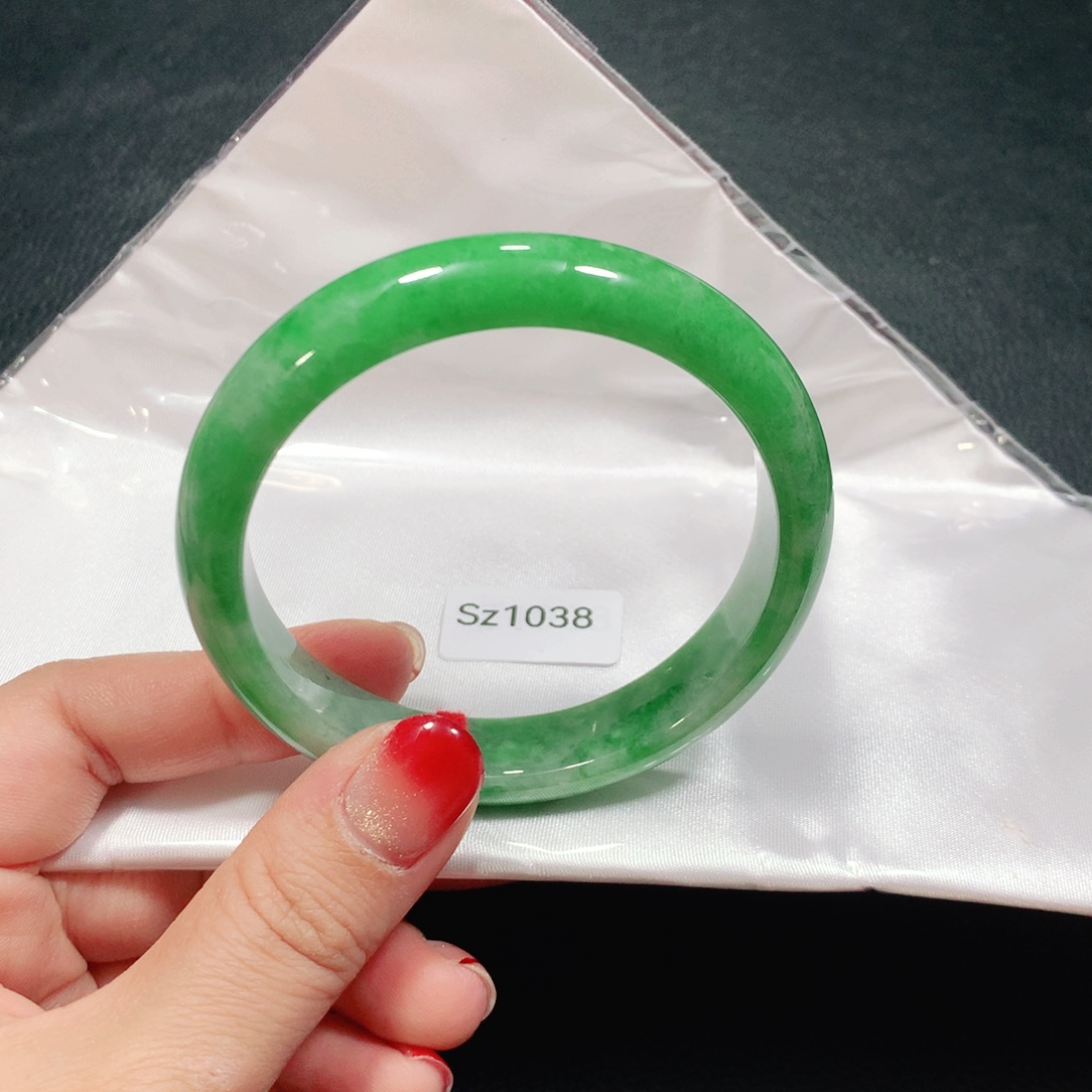 翡翠未镶嵌手镯高品质毕业款03