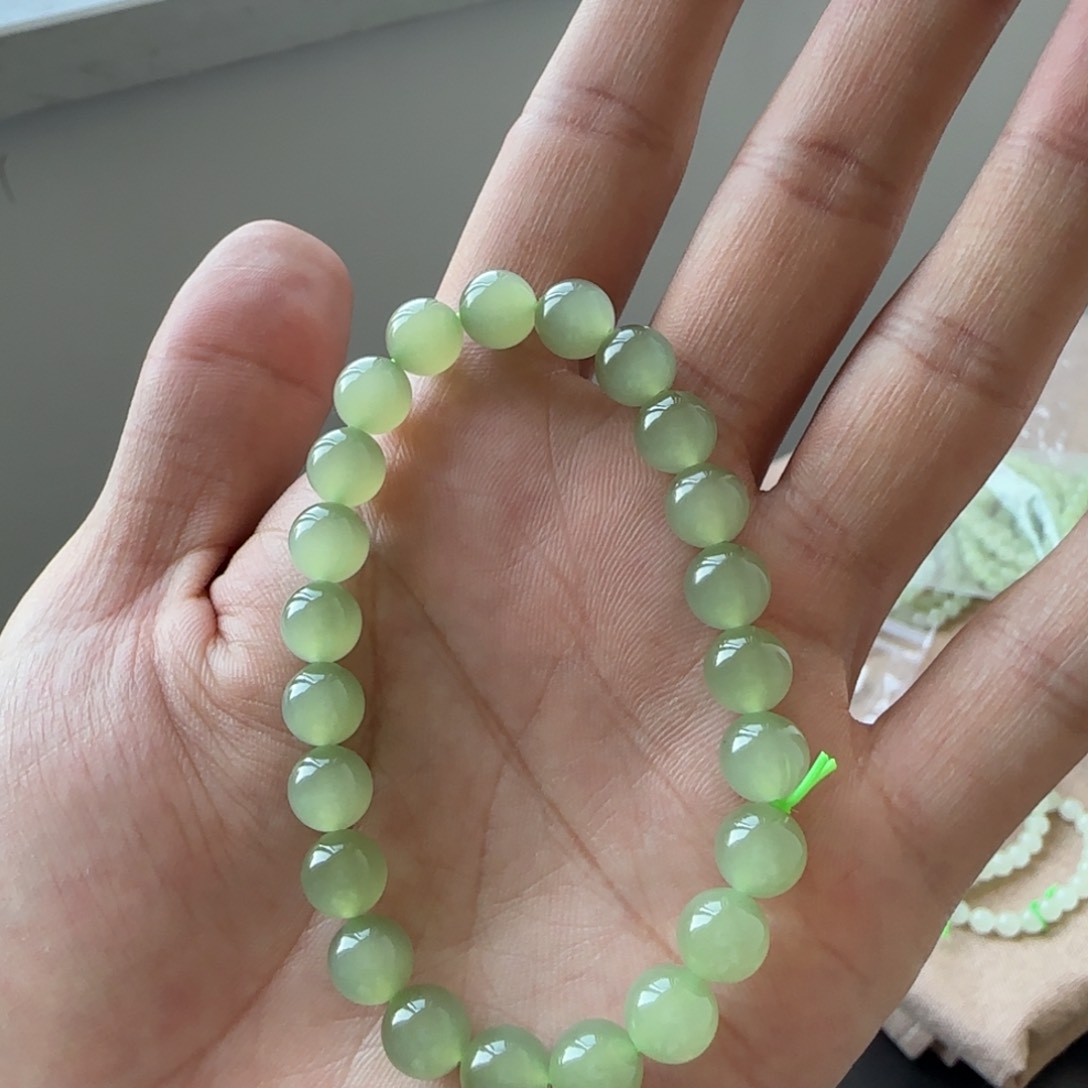 未镶嵌和田玉手链