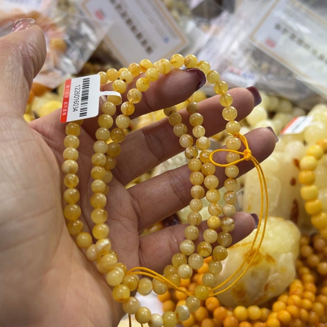 琥珀珠宝奇石未镶嵌