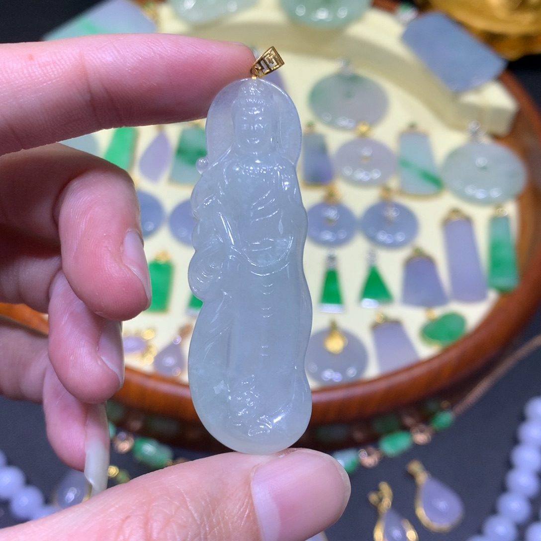 翡翠吊坠(不含链)18K金镶嵌