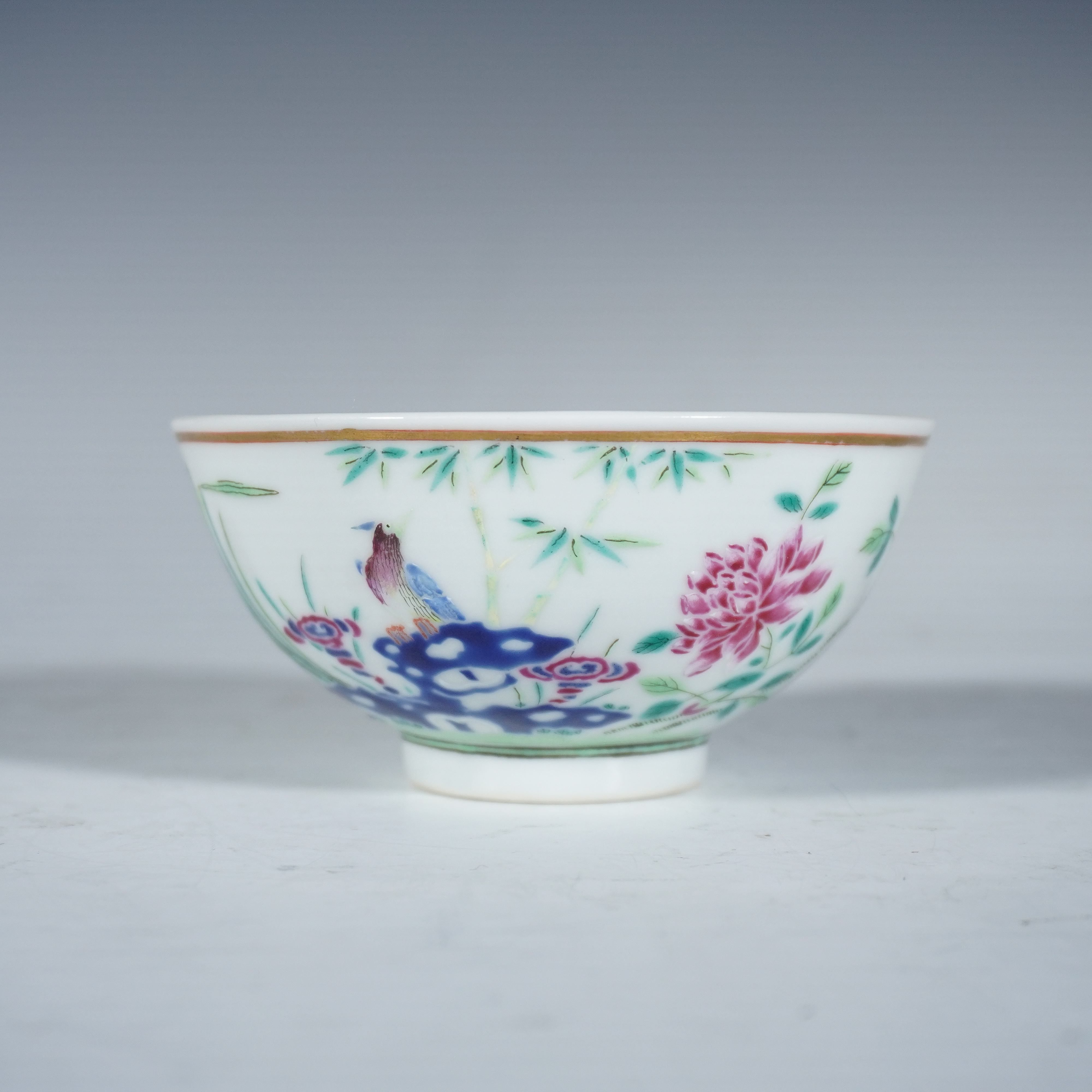 【拍卖】Lot 25116 粉彩花鸟纹茶圆