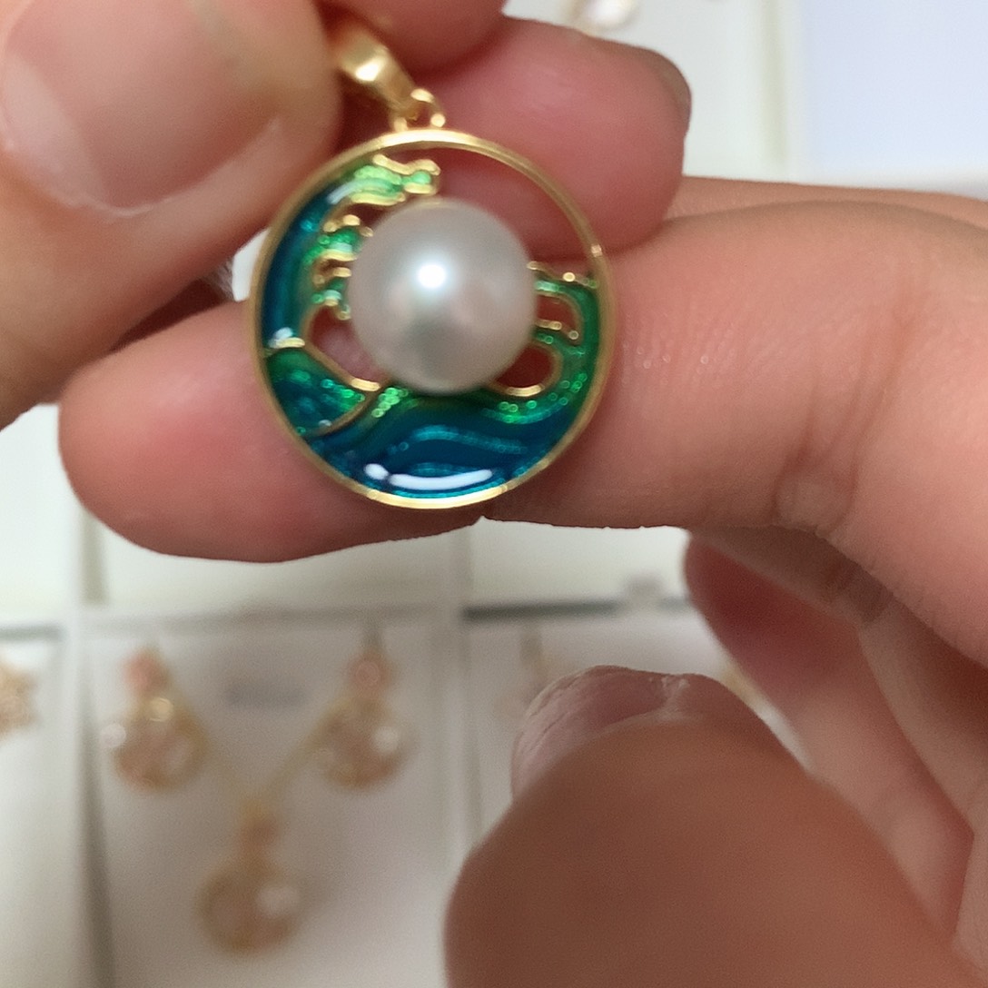 淡水珍珠颈饰合金