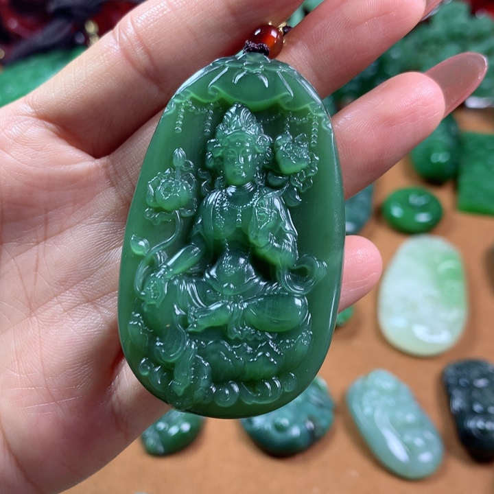 和田玉未镶嵌颈饰