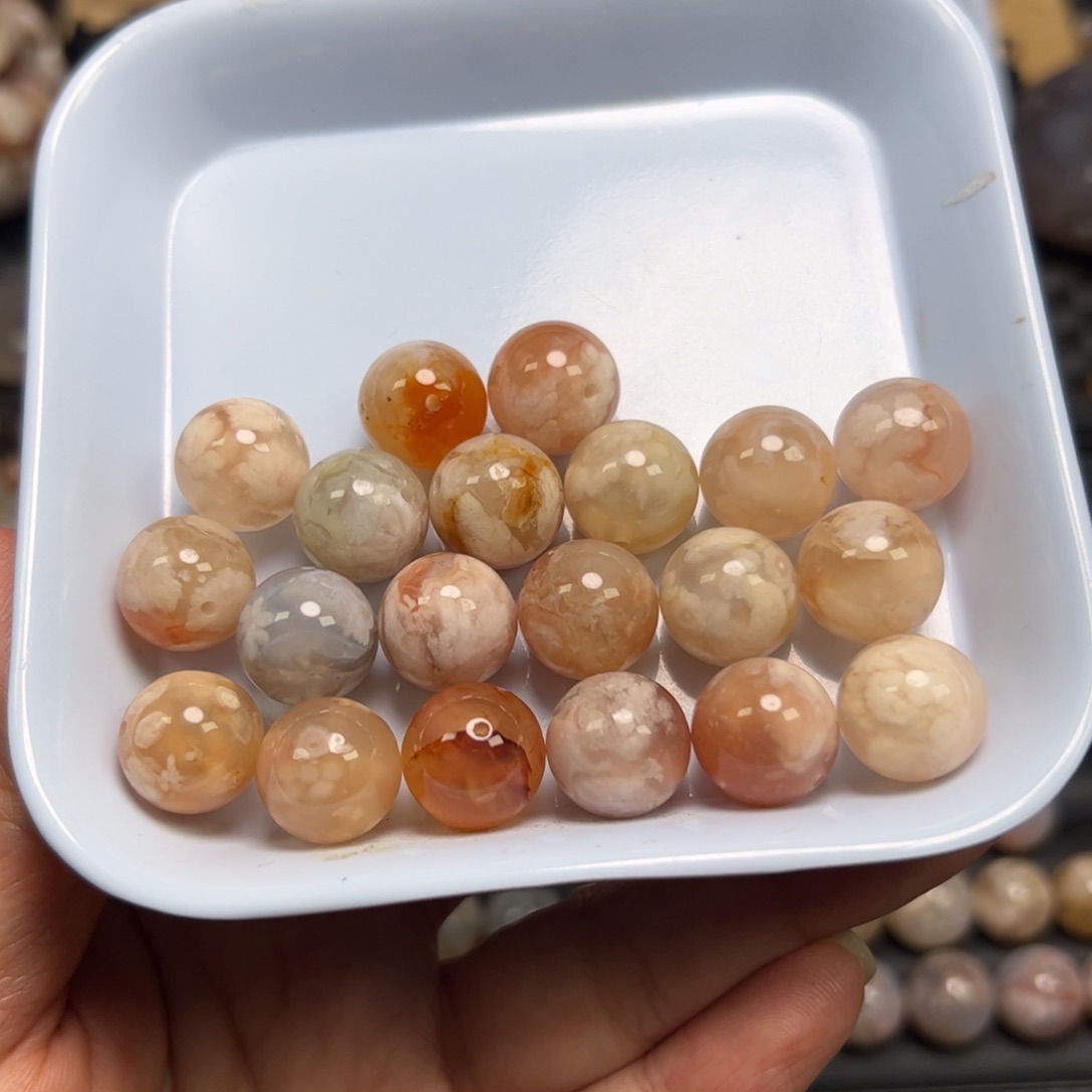 未镶嵌玛瑙/玉髓珠宝半成品公**义