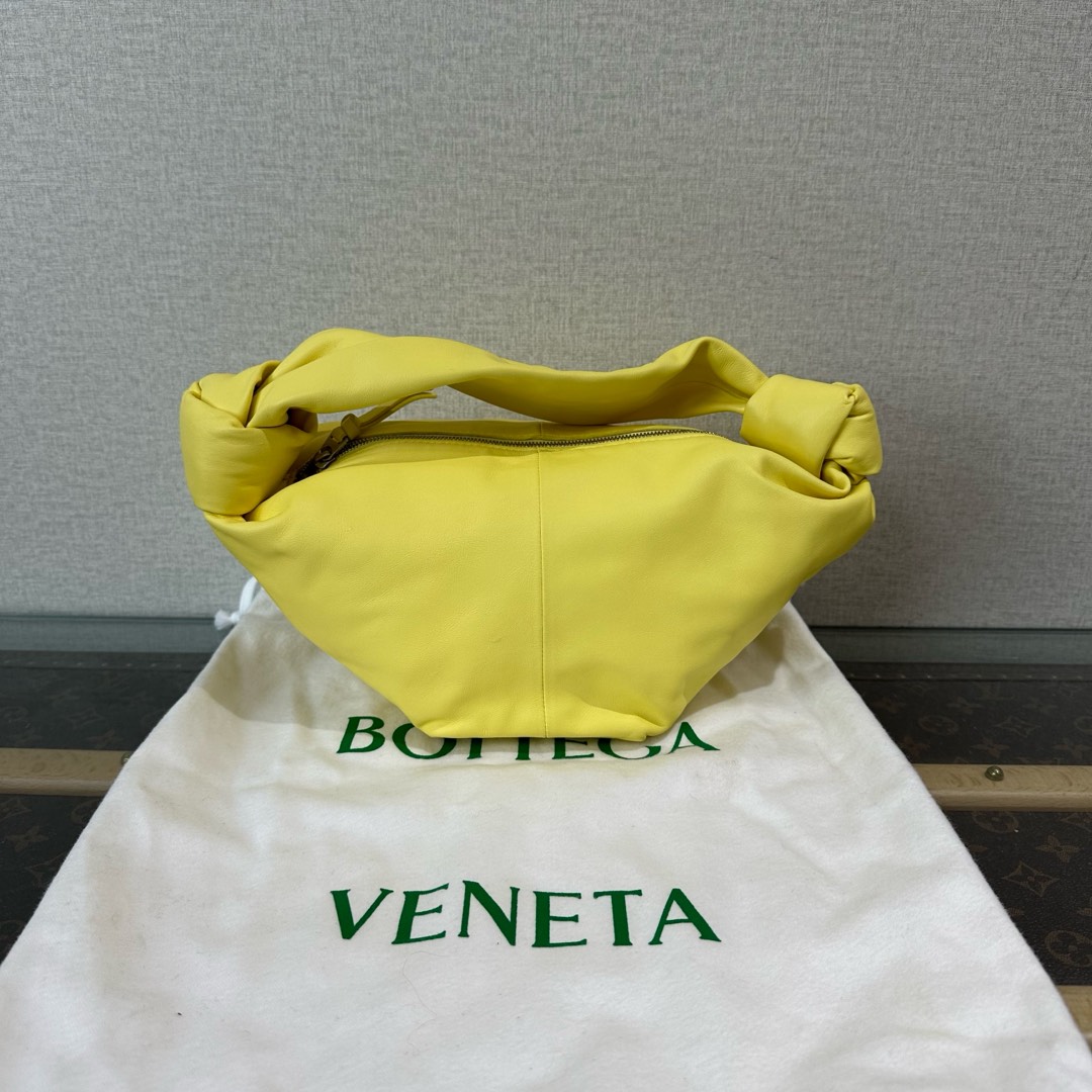 95新 BOTTEGA VENETA/葆蝶家 double knot柠檬黄双结饺子包 51868