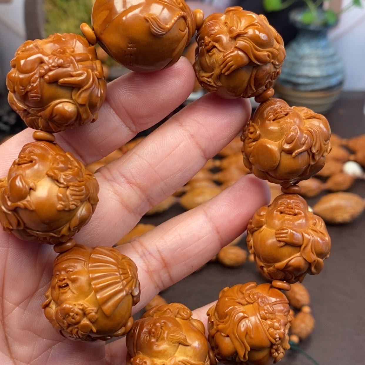 【闪购商品】橄榄核吊坠童子财神