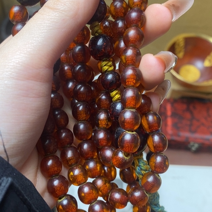 琛***玉颈饰树脂如图所示所拍即所得