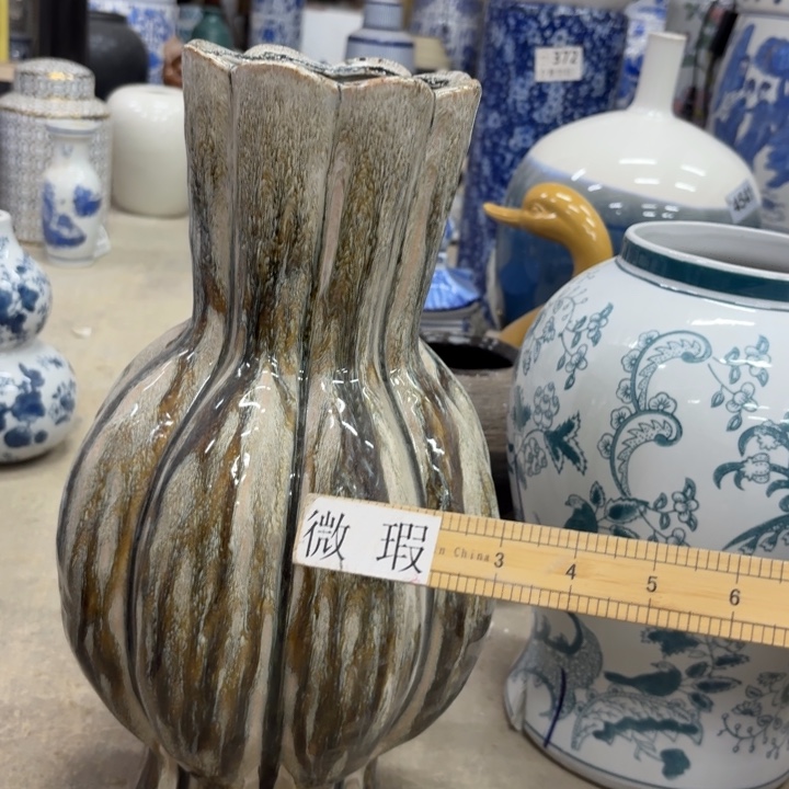 微瑕青花瓷器值得购买