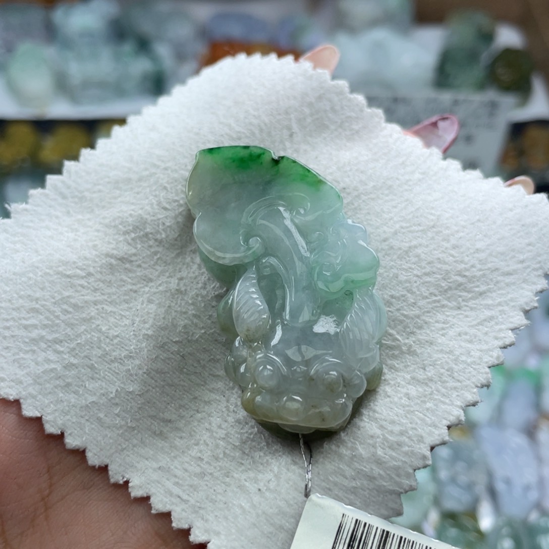 颈饰未镶嵌翡翠貔貅8