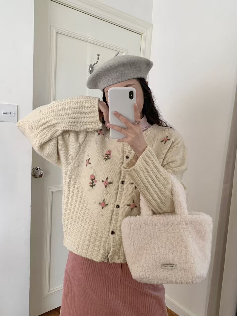 K2070【康纳丁的花圃】韩系百搭手工绣花针织开衫女