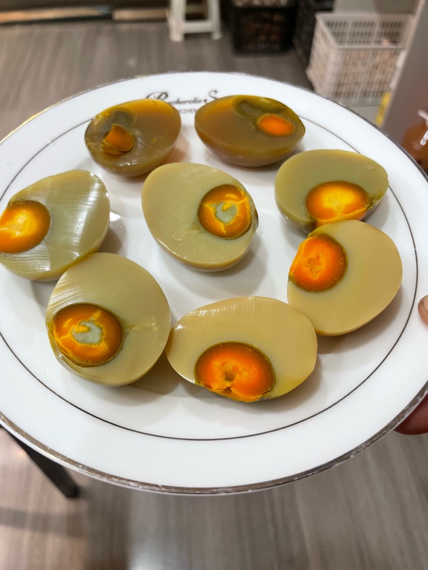 湖北南漳手工腌制灰鸡蛋：破一个赔付一块五
