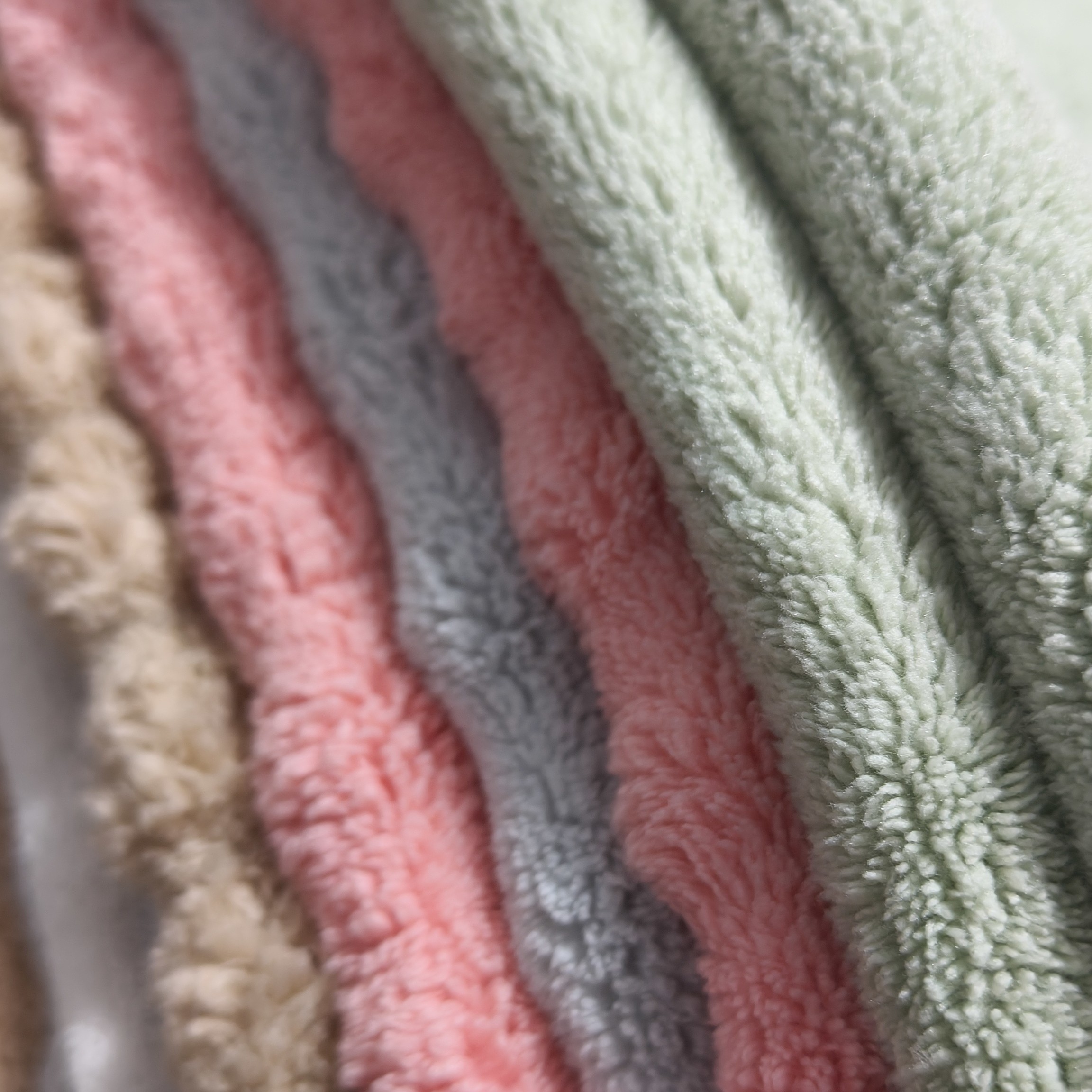 珊瑚绒毛巾挂式家用擦手巾洗脸擦桌子擦车吸水性好柔软