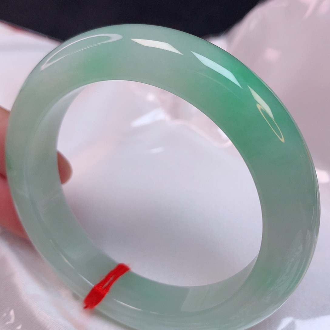 翡翠手镯未镶嵌55 翡翠手镯