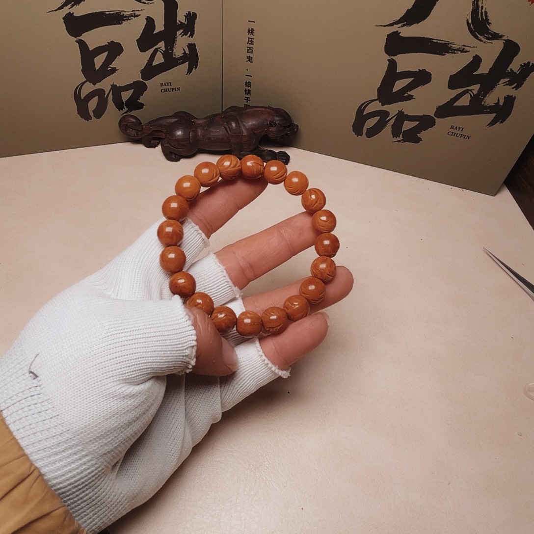 吊坠桃核桃核光柱