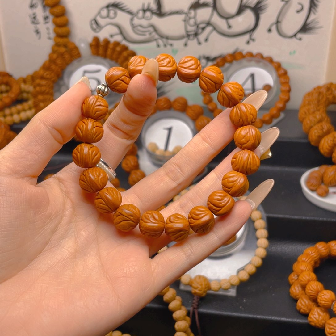 文玩核桃吊坠1.22222222