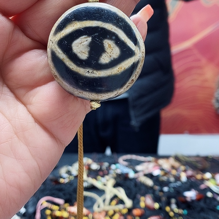 玛瑙/玉髓颈饰合金