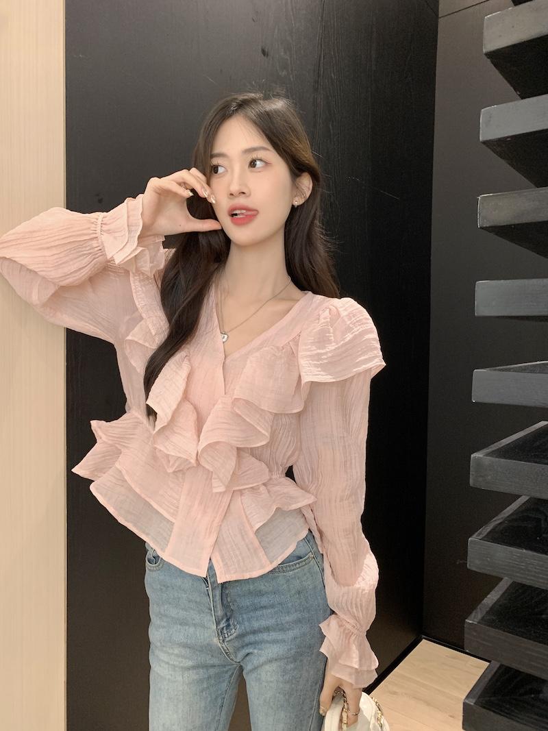 甜美风减龄荷叶边V领长袖衬衫女2025秋季新款设计感小众别致上衣