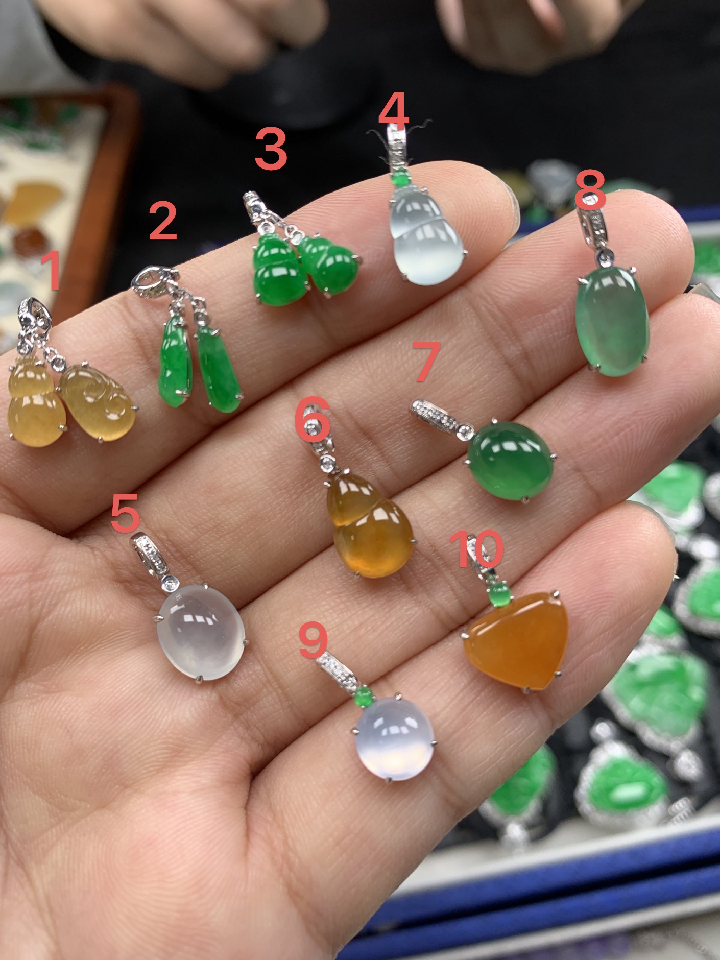 万能小提溜吊坠（缅甸翡翠多样性发货其中一个）