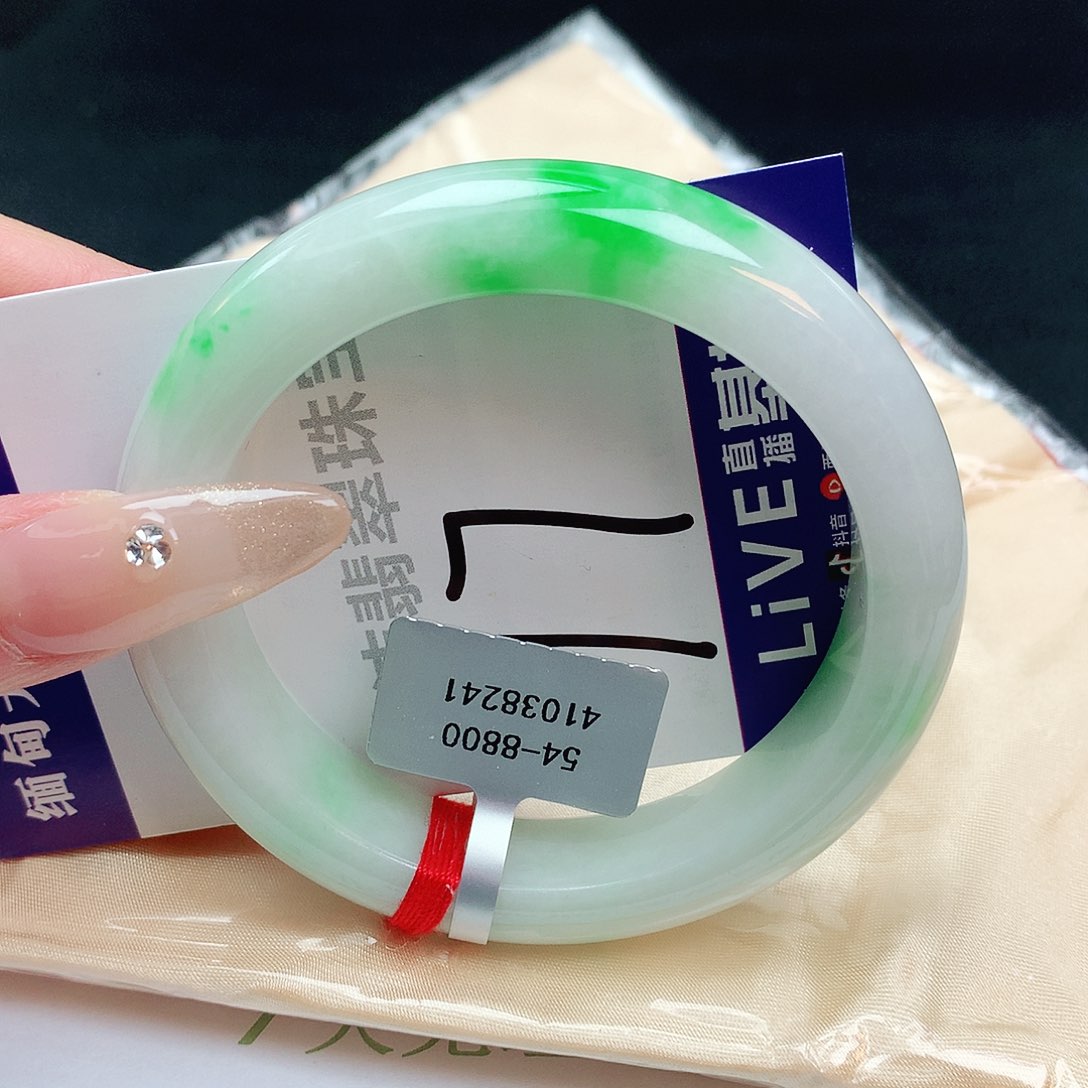 翡翠手镯未镶嵌缅甸天然a货翡翠手镯