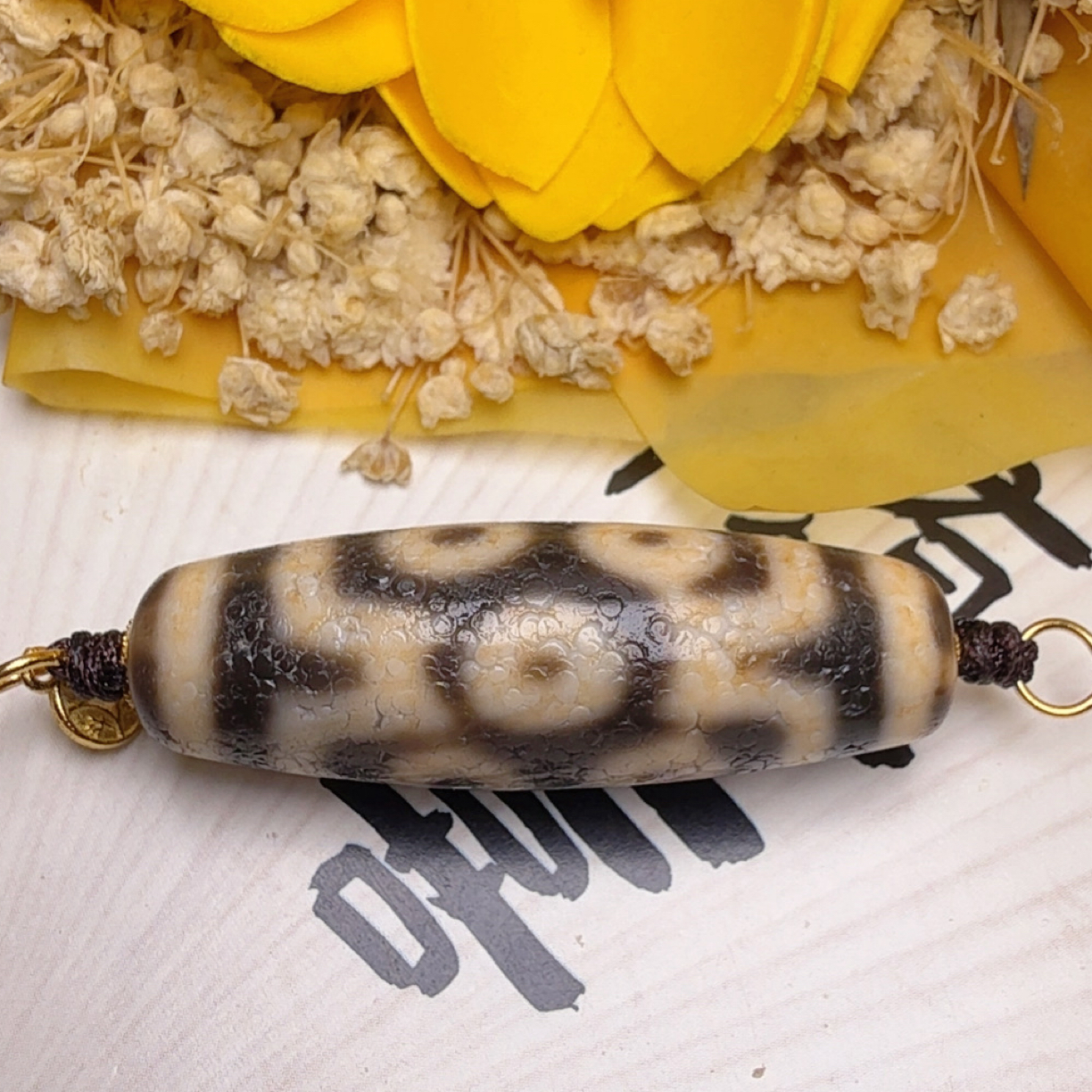 稀缺品相老气坛城七眼珠 通体白化满体大鱼鳞风化牙黄沁37.4×12.3