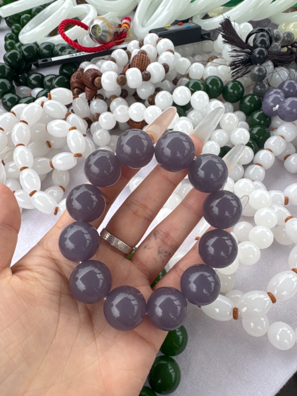 高端精品紫罗兰手串 卡18