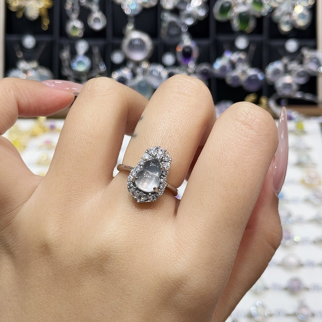 @***呀水晶银S925镶嵌戒指