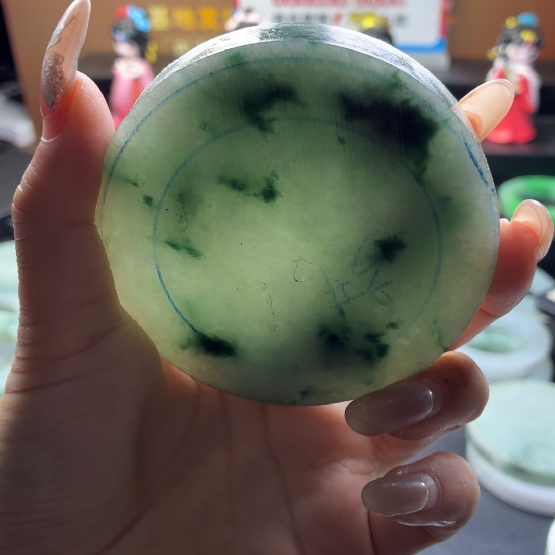 凤***帘定制翡翠未镶嵌翡翠手镯