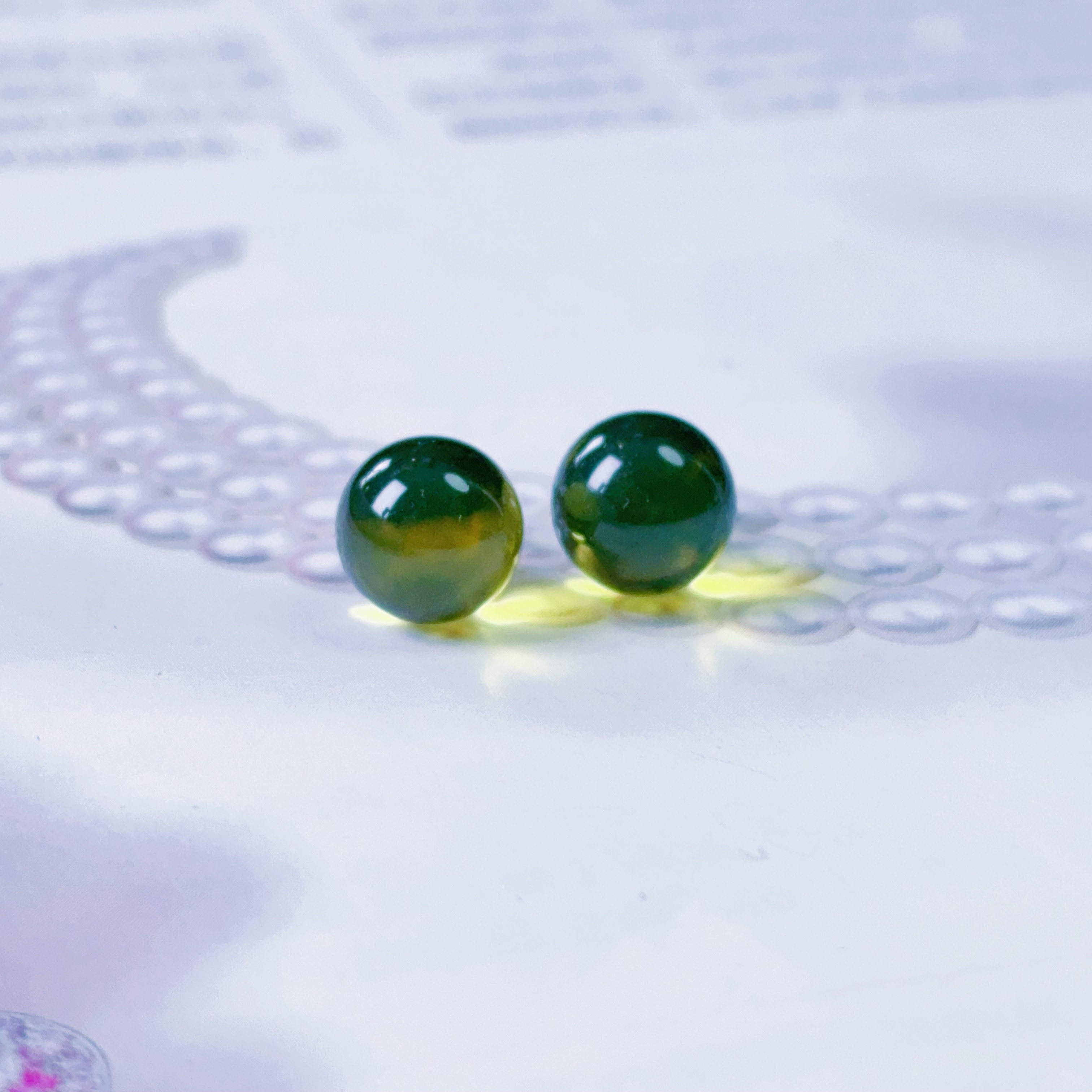 【钰荟琥珀 】墨西哥5mm蓝珀耳钉 精工镶嵌小巧精致经典尺寸