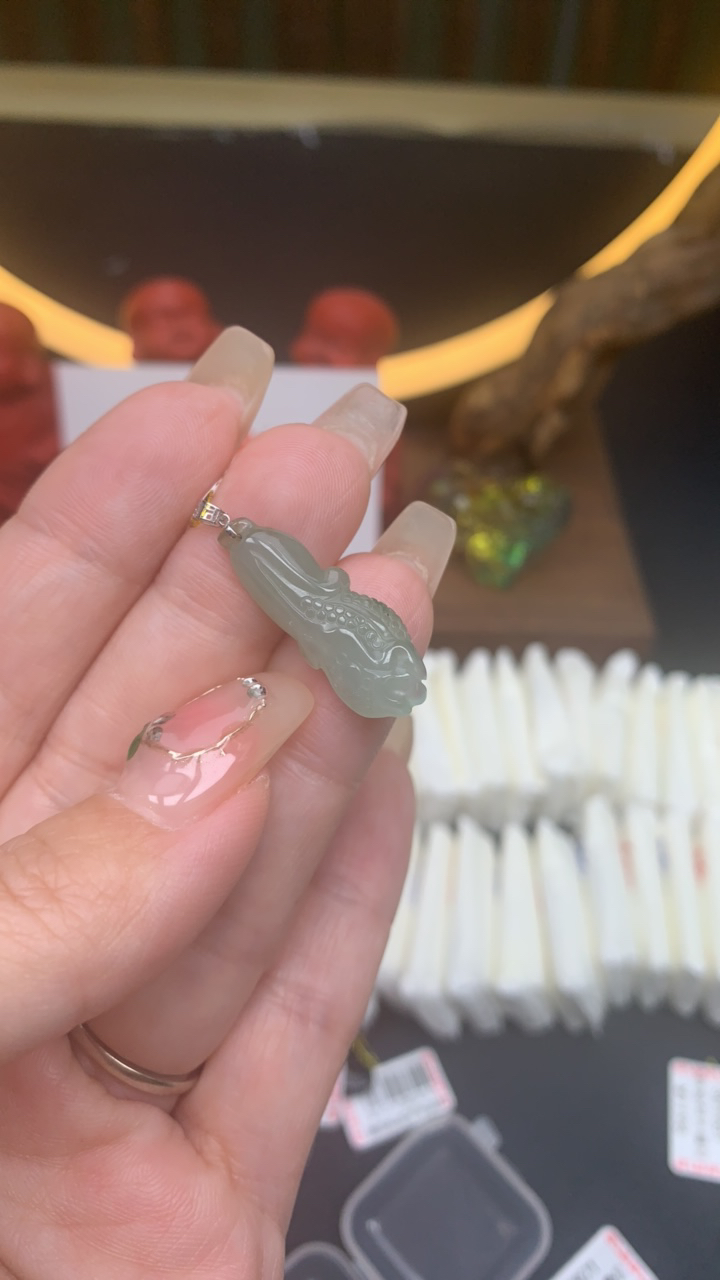 天然a货翡翠18k白菜