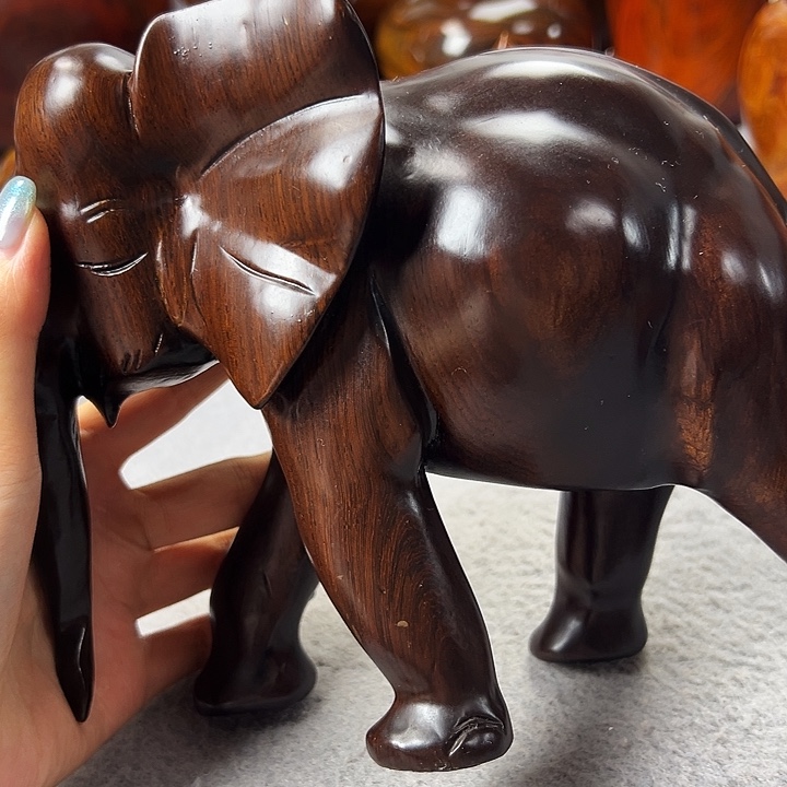 审*者精品摆件一个