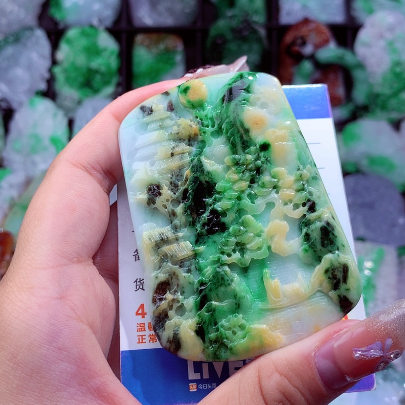 【闪购商品】翡翠颈饰未镶嵌挂件