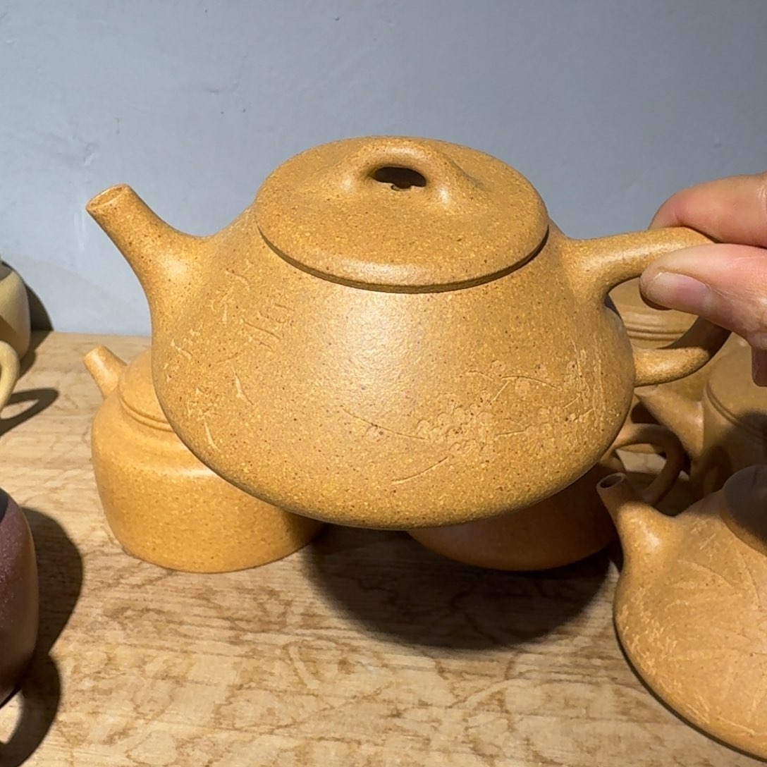 段泥茶壶200毫升左右黄金