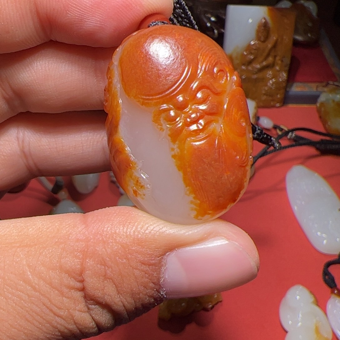 心***币和田玉未镶嵌颈饰