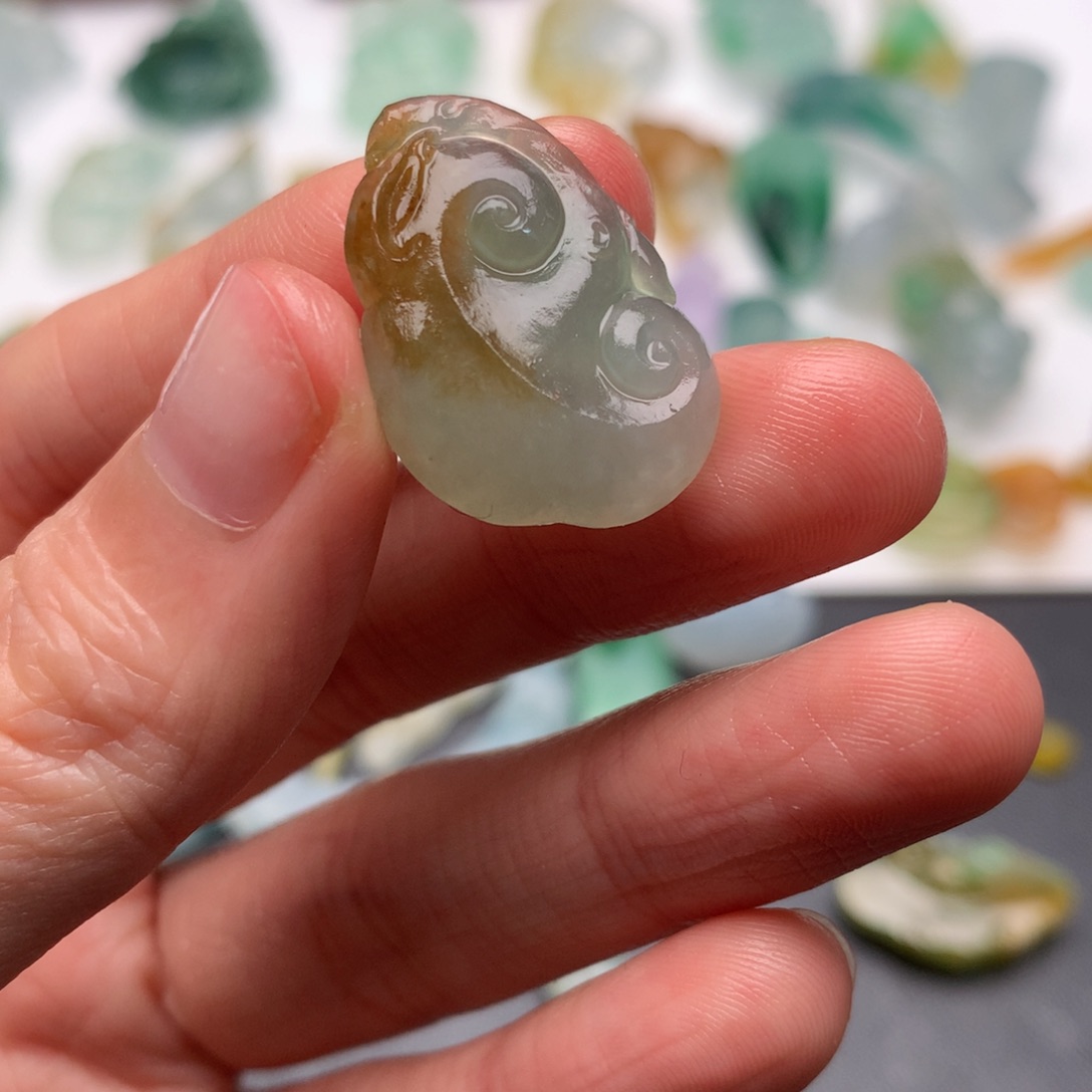 定制翡翠未镶嵌翡翠