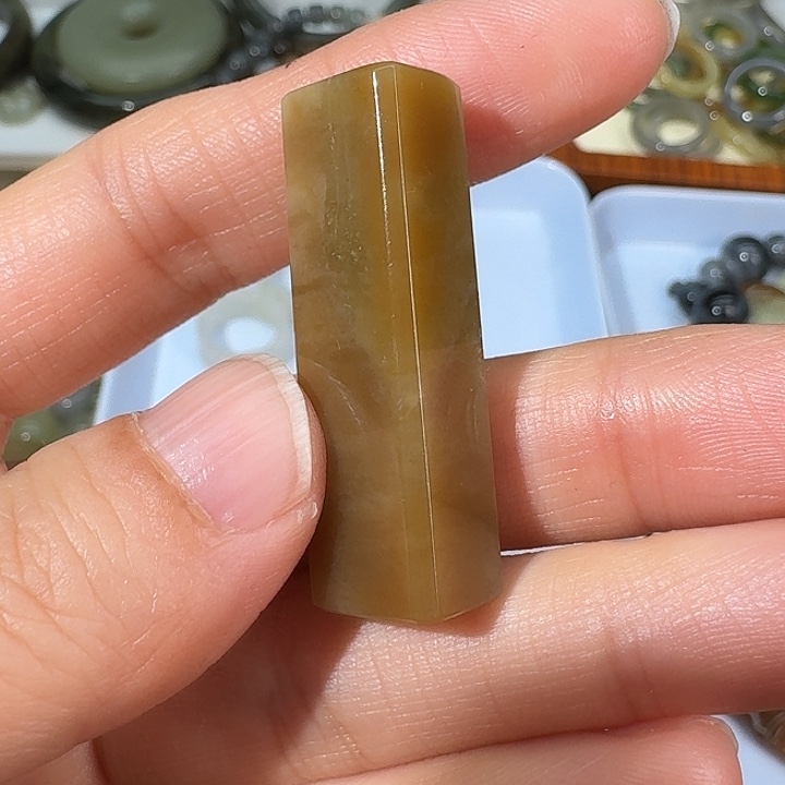 和田玉（糖玉）未镶嵌颈饰123010