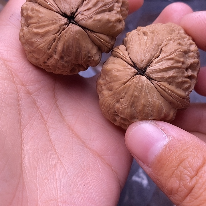 文玩核桃把件   165