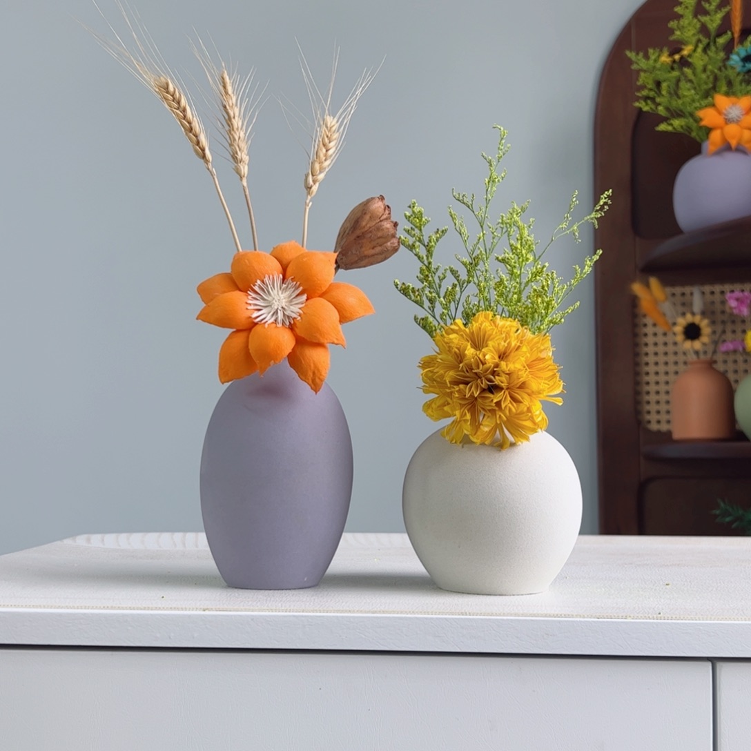 摆件陶瓷小花瓶摆件含花总高约20-30cm