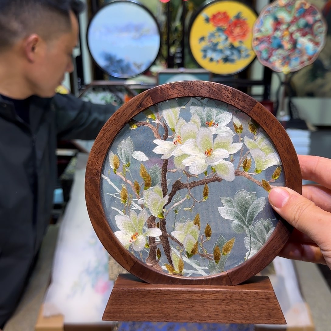 刺绣刺绣工艺精湛