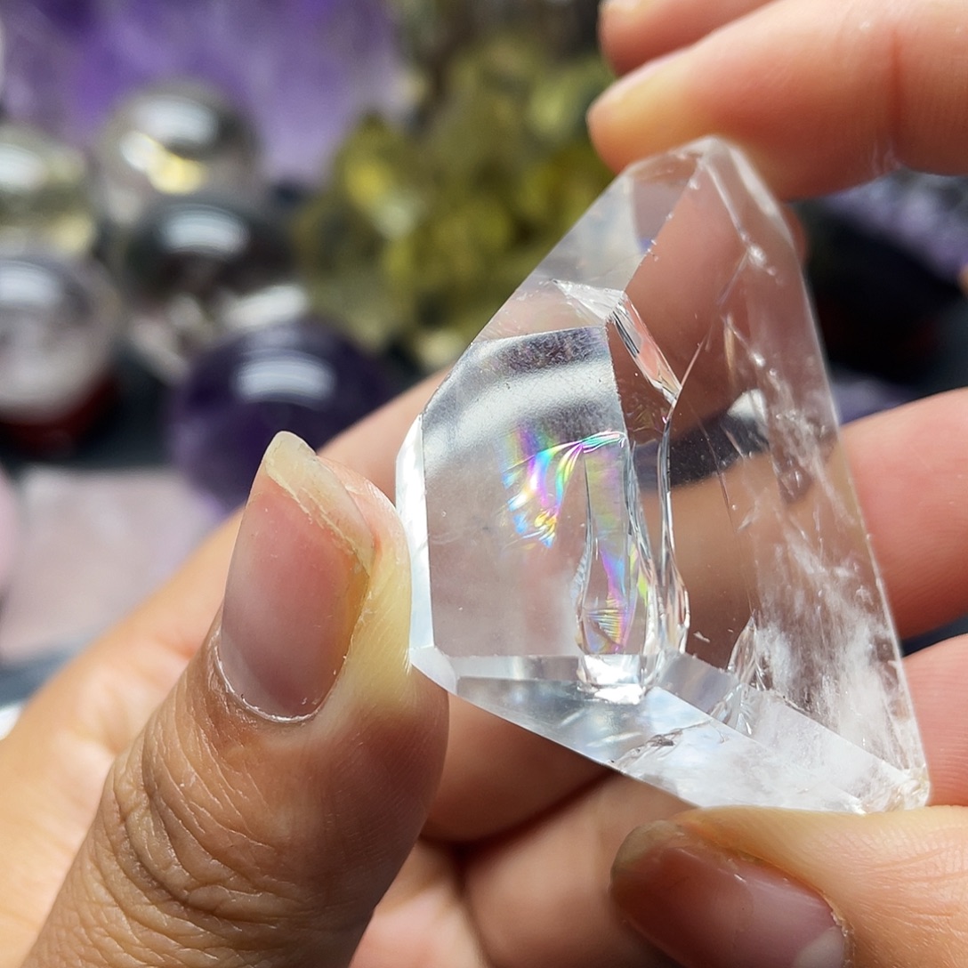 水晶未镶嵌珠宝半成品69