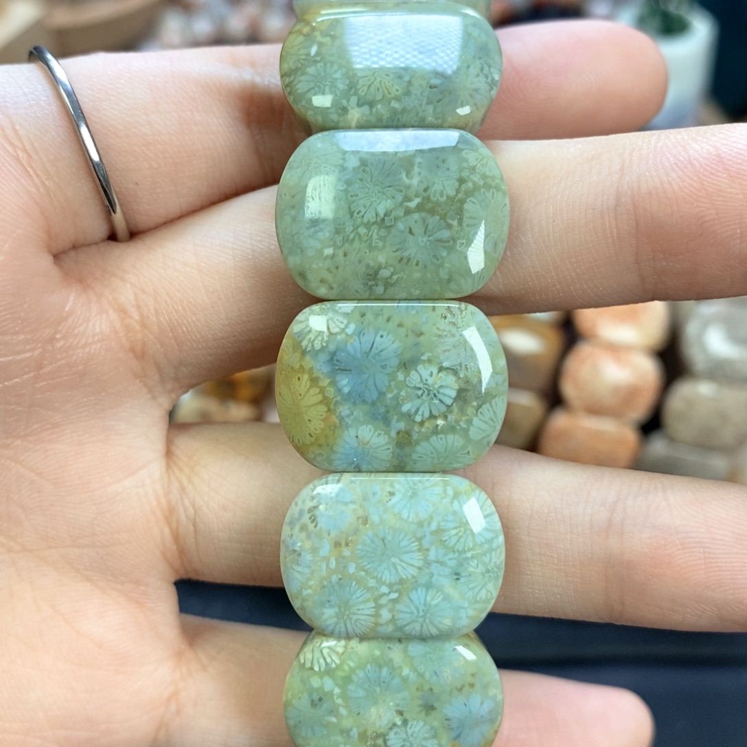 硅化玉未镶嵌手链